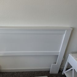 Queen Size White Headboard & 2 Nightstands