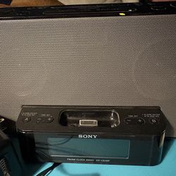 Hi everyone  am selling my things