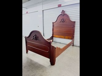 Antique Victorian Carved Wood Bed Frame full size