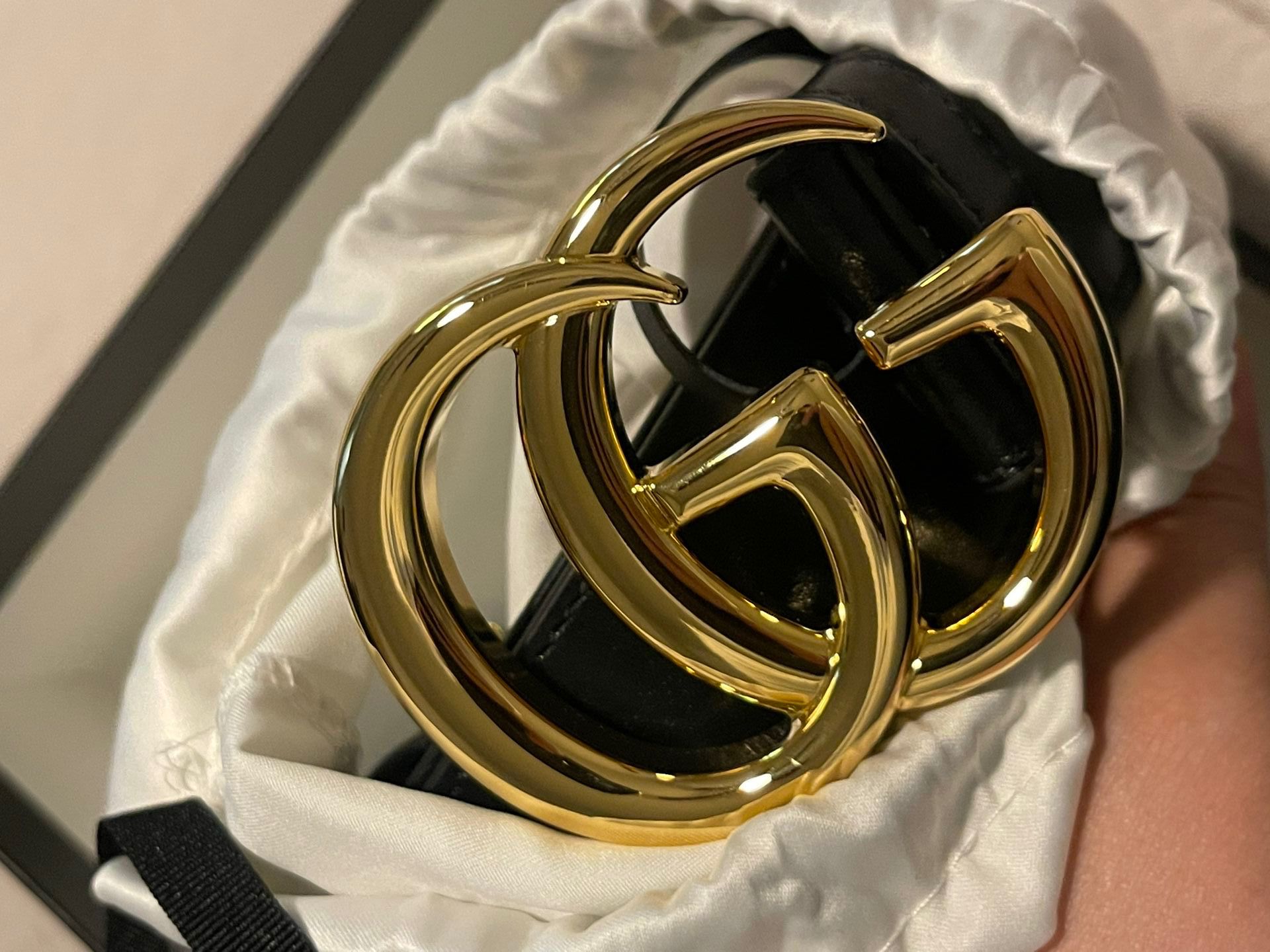 NEW NEVER WORN Gucci Belt Gold Double G Black Leather Belt