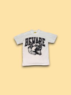 Market Classic Beware T-Shirt Small Off White German Shepherd Dog Streetwear Tee