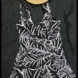 Plus Size Bathing Suit 16,/Traje De Baño Plus 16