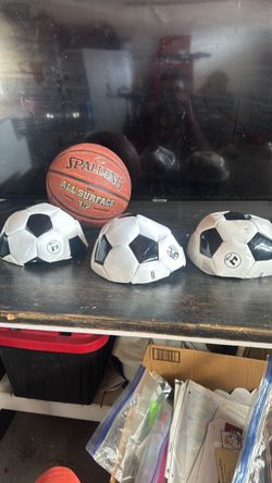 3 Size 4 Soccer Balls & 1 28.5 basketball