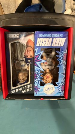 Bobble heads