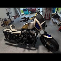 2015 Harley 1200 Sportster 48 Custom - VERY LOW MILES