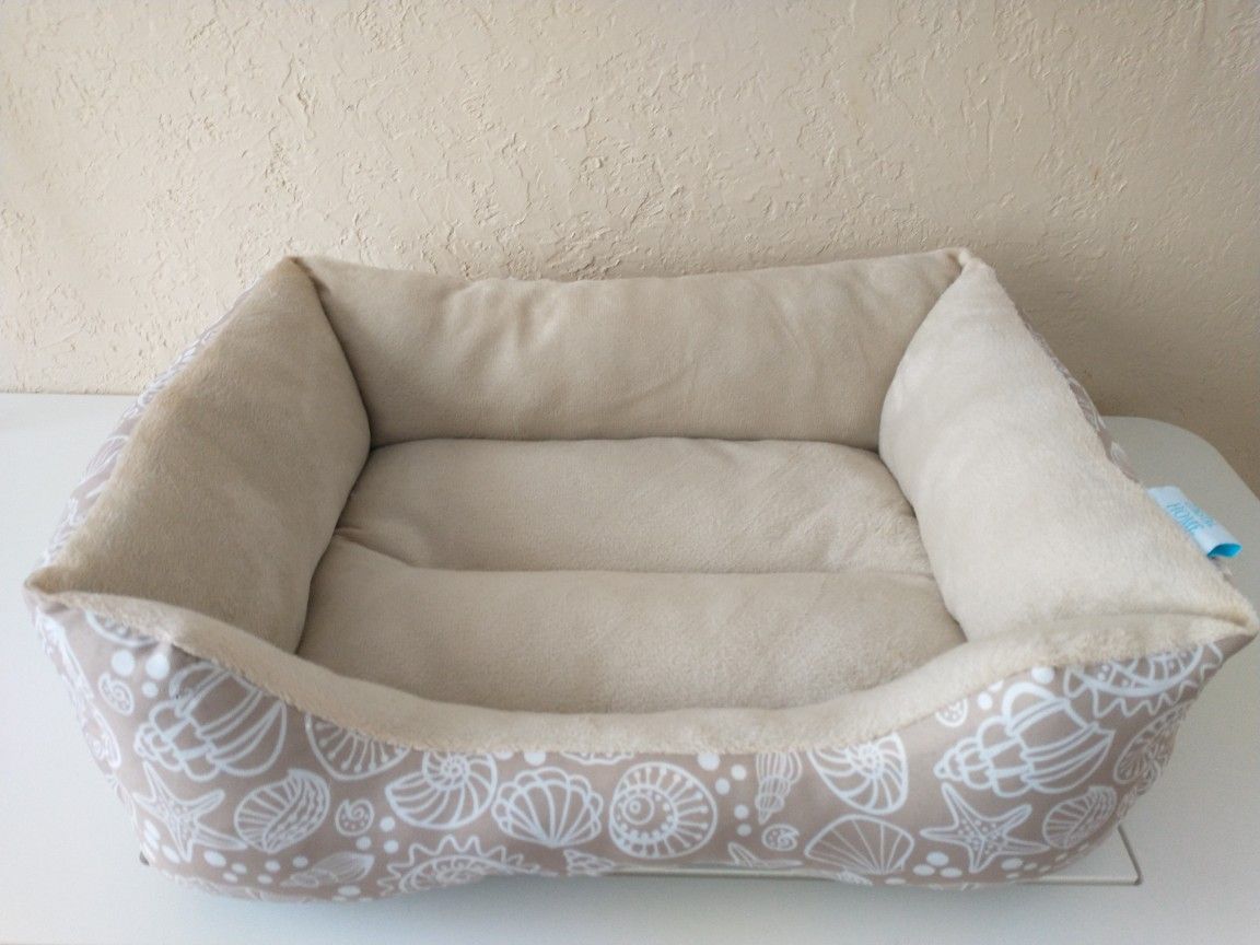 Puppy or Kitty Pet Bed