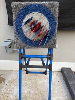 Axe throw target game set
