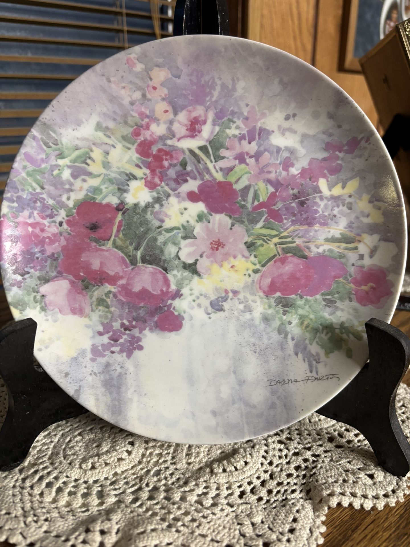 7.5" French Country Cottage Pink Floral Collector Plate by Dawna Barton, made in Japan in 1991. Vandor.