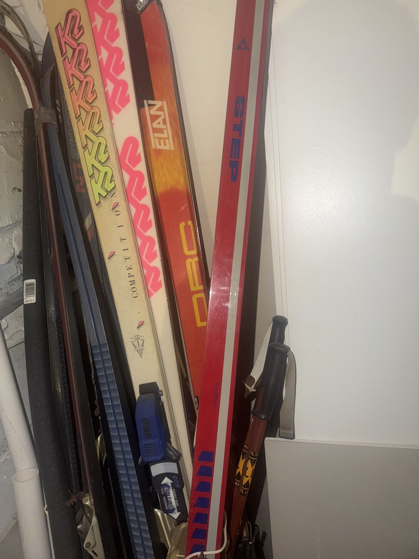 Vintage Skis