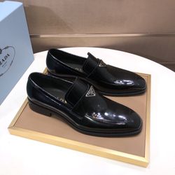 Prada Men’s Leather Shoes With Box 2026 New 