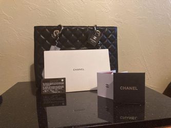 Chanel Purse for Sale in Bakersfield, CA - OfferUp
