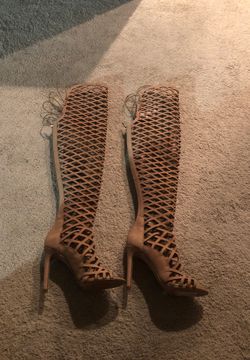 Vince caputo knee high gladiator high heels