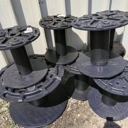 Poly Plastic Reels Many Sizes 