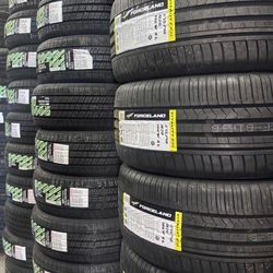 275/40/20 Set Of Tires 