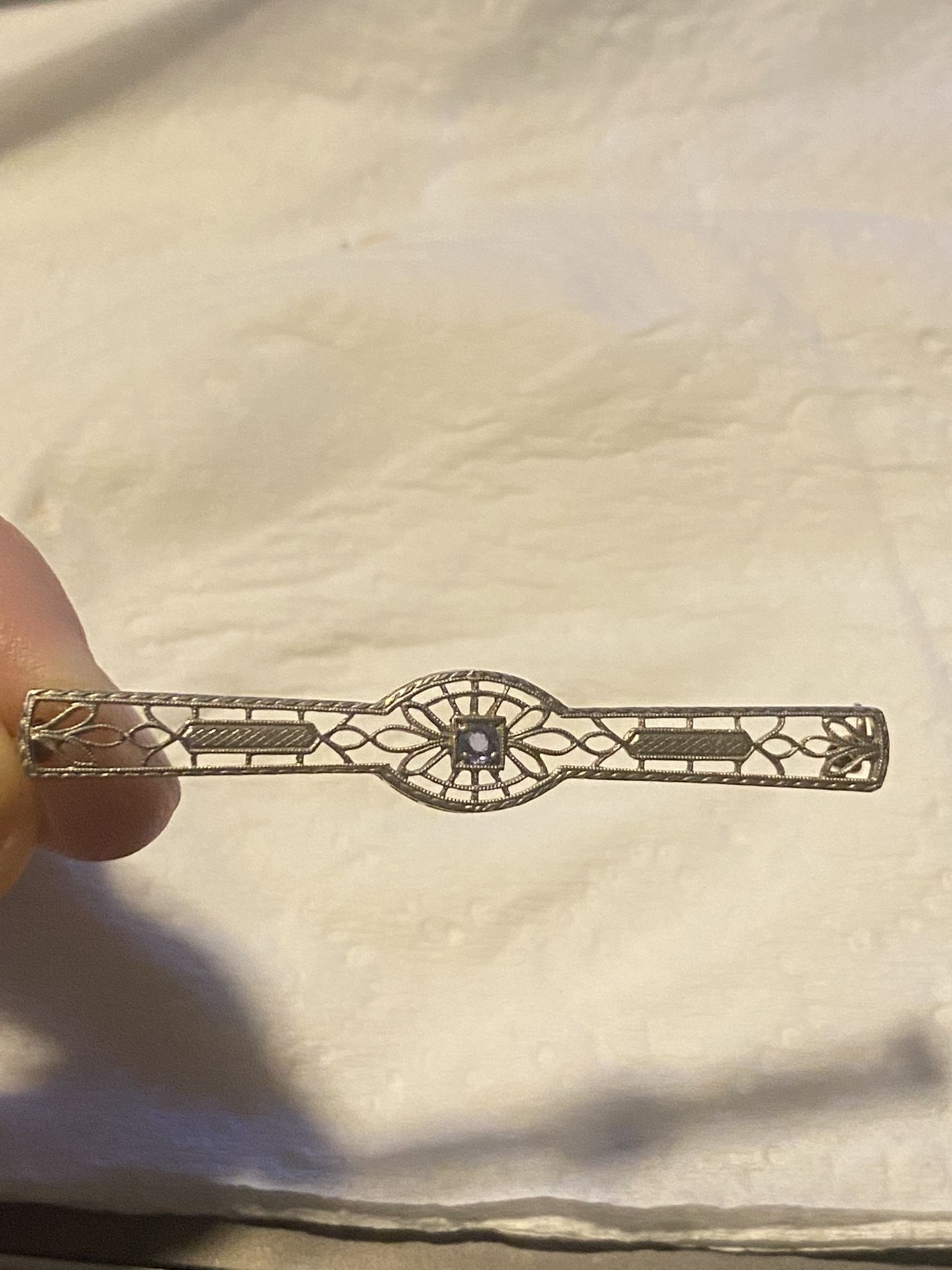 Antique Art Deco 14K White Gold Filigree cut Bar Pin Center Blue Stone 1900's
