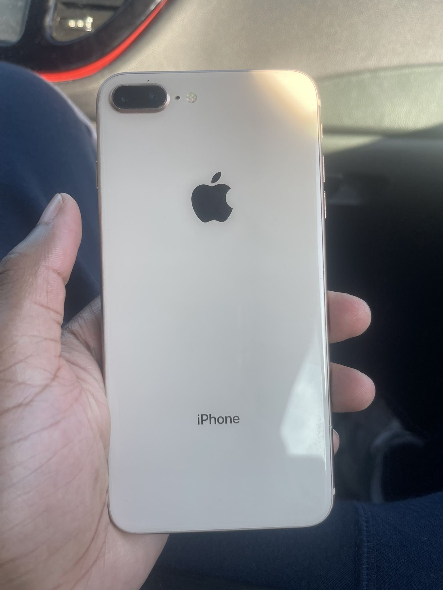 iPhone 8 Plus