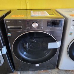 LG ThinQ Front Load Washer 4.5 Cubic Feet 7E