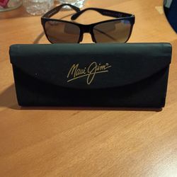 Maui Jim's redsand sun glasses