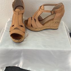 CHLOE Ladies Platform Wedge Shoes! 