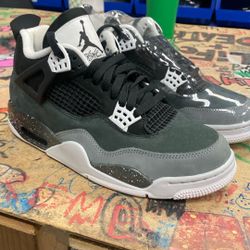 Jordan 4 Retro Oreo Size 9.5M
