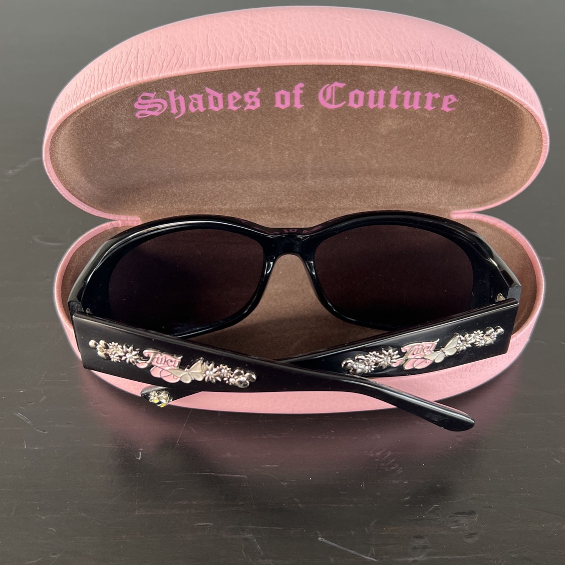 MAX COLLECTOR GRAIL:
Vintage Juicy Couture Sunglasses Set Juicy Couture Adult Women Teal-Rose Gold-Tone Round Cat Eye  main image 4