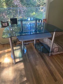 Free Glass computer desk