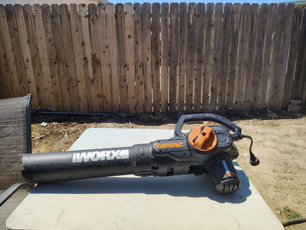 Electric Leaf Blower/Vacuum