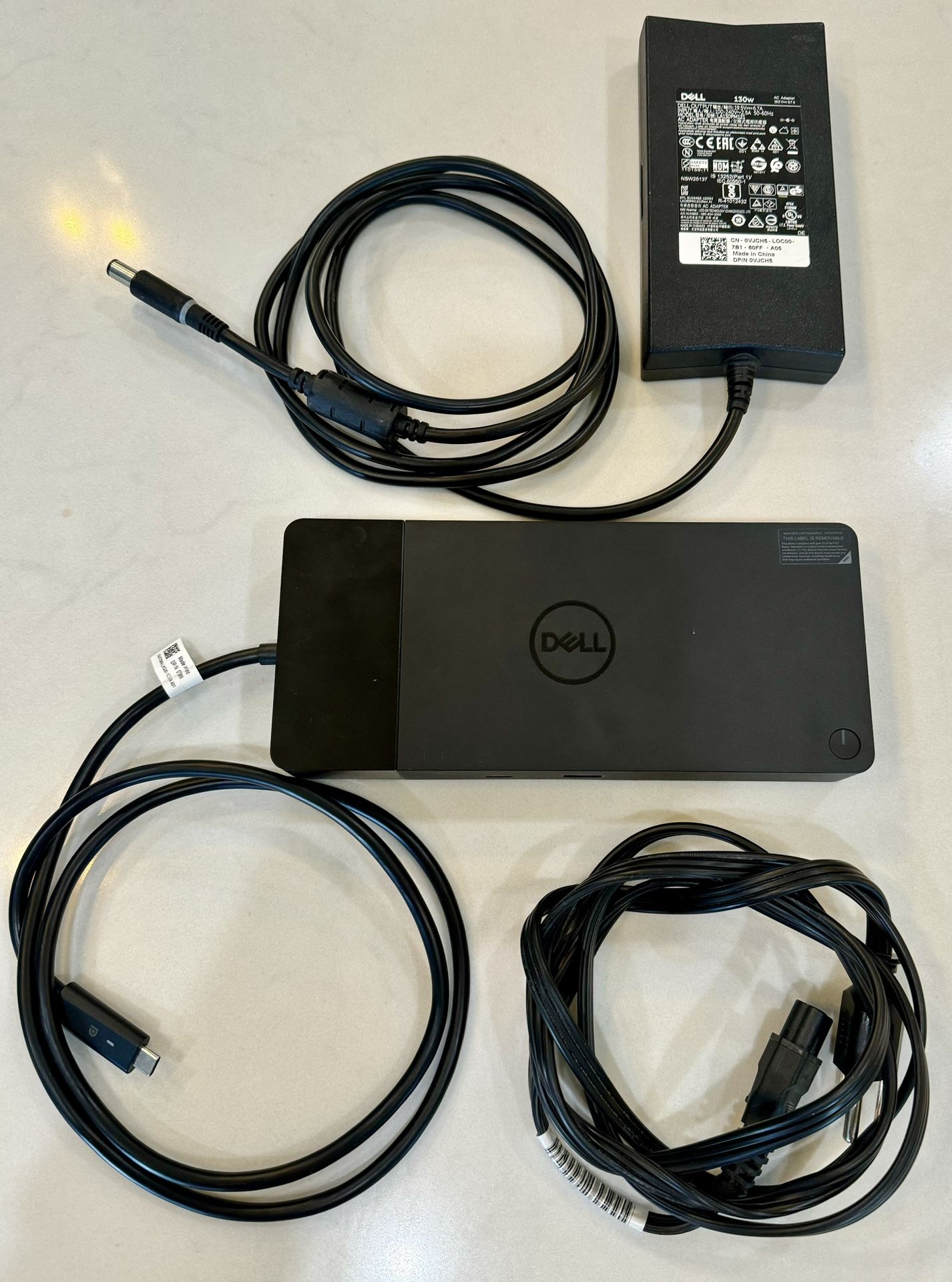 NEW Dell WD19DC Docking Station 210w Power Delivery USB-C HDMI w/ 180w Power Adapter