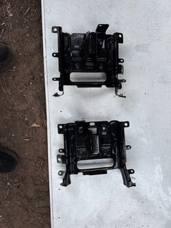 2009-2018 Dodge Ram 1500 brackets