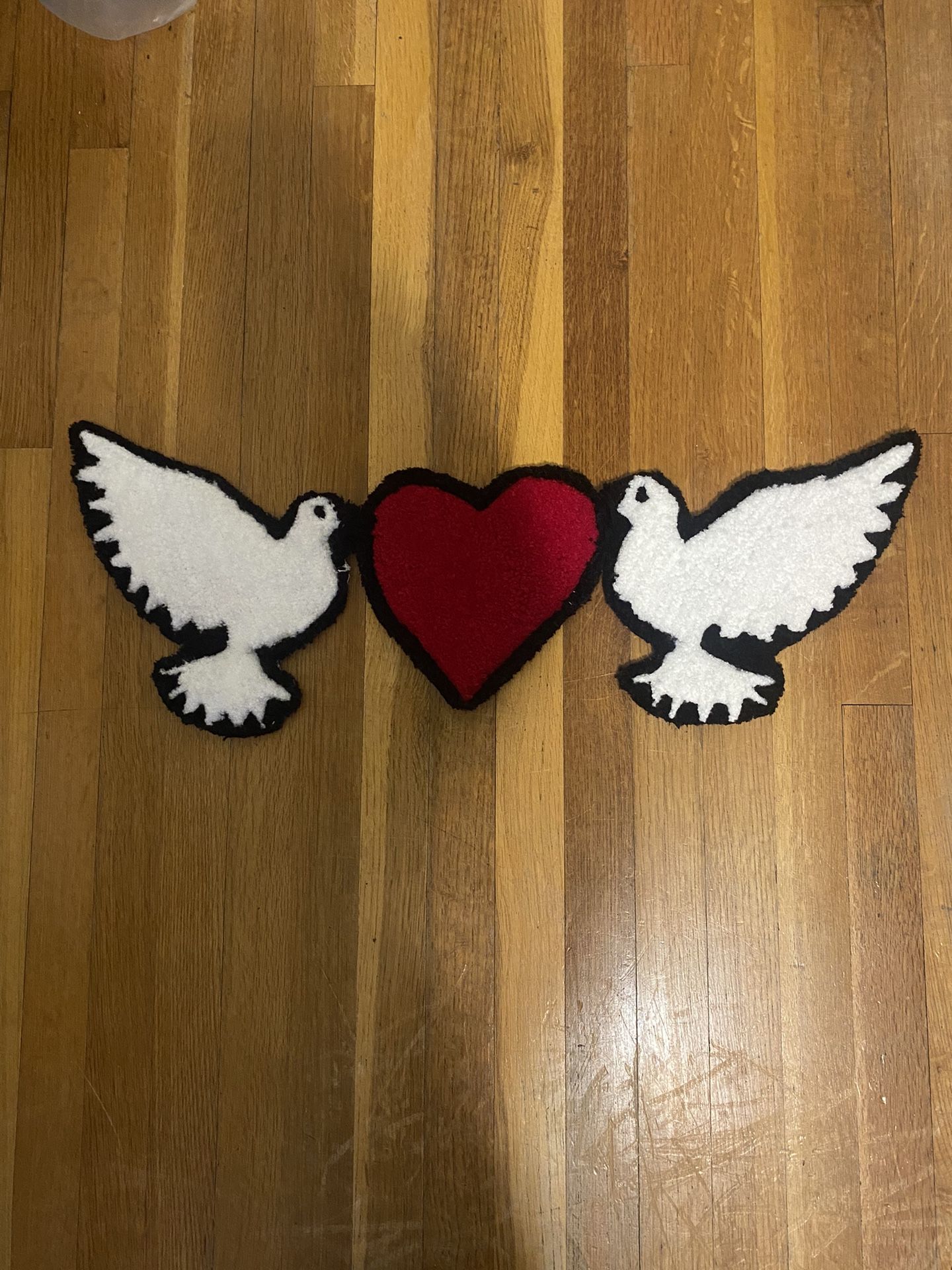 CUSTOM DOVE AND HEART RUG SET