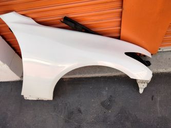 Infiniti G37 coupe fender passenger side (right side 2 doors) OEM.