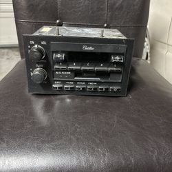 Cadillac Stereo 
