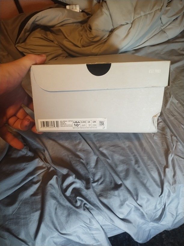 All Blue Retro Jordans Beautiful Brand New