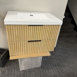 30” Bathroom Vanity In Wood Color 