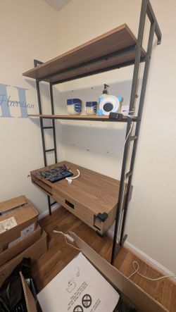 Wall desk