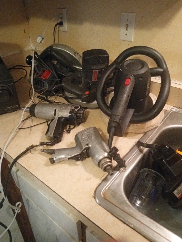Tools For Sale In Pine Hills You Can Contact Me For Price