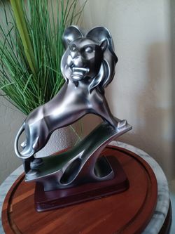 Herco Silver Lion Figurine on Wooden Base Pewter Look, Regal King of the Jungle 8"x 11" Tall
