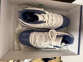 Retro 11 low size 10.5 DS