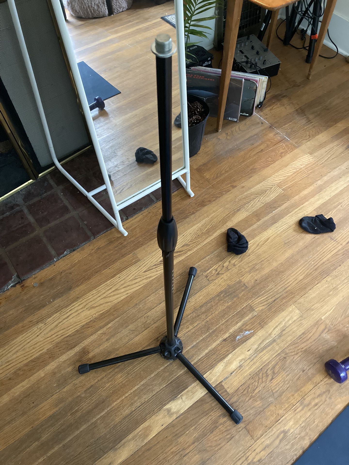 Ultimate Support Straight Mic Stand