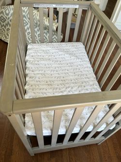 Baby Crib 