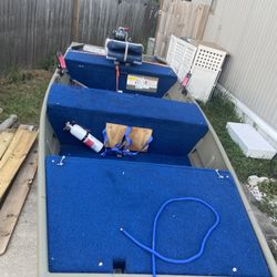 2020 Bass Pro Shop Jon Boat 