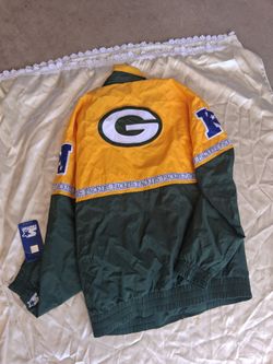 Green Bay packers windbreaker size medium newGreen Bay packers windbreaker size medium new
