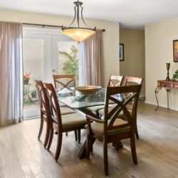 Glass Dining Table Plus 6 Chairs