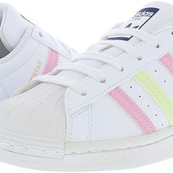 2022
Superstar 'White Floral'
Adidas, 
Sneakers, 
Size 6   $40 The label says size 6 but I think it fits a women's size.7.5 