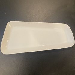 Asymmetric Crate& Barrel White Porcelain Geometric Shaped Tray  16"-5"-13'-7"  