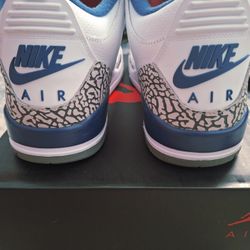 Air Jordan 3 'True Blue'