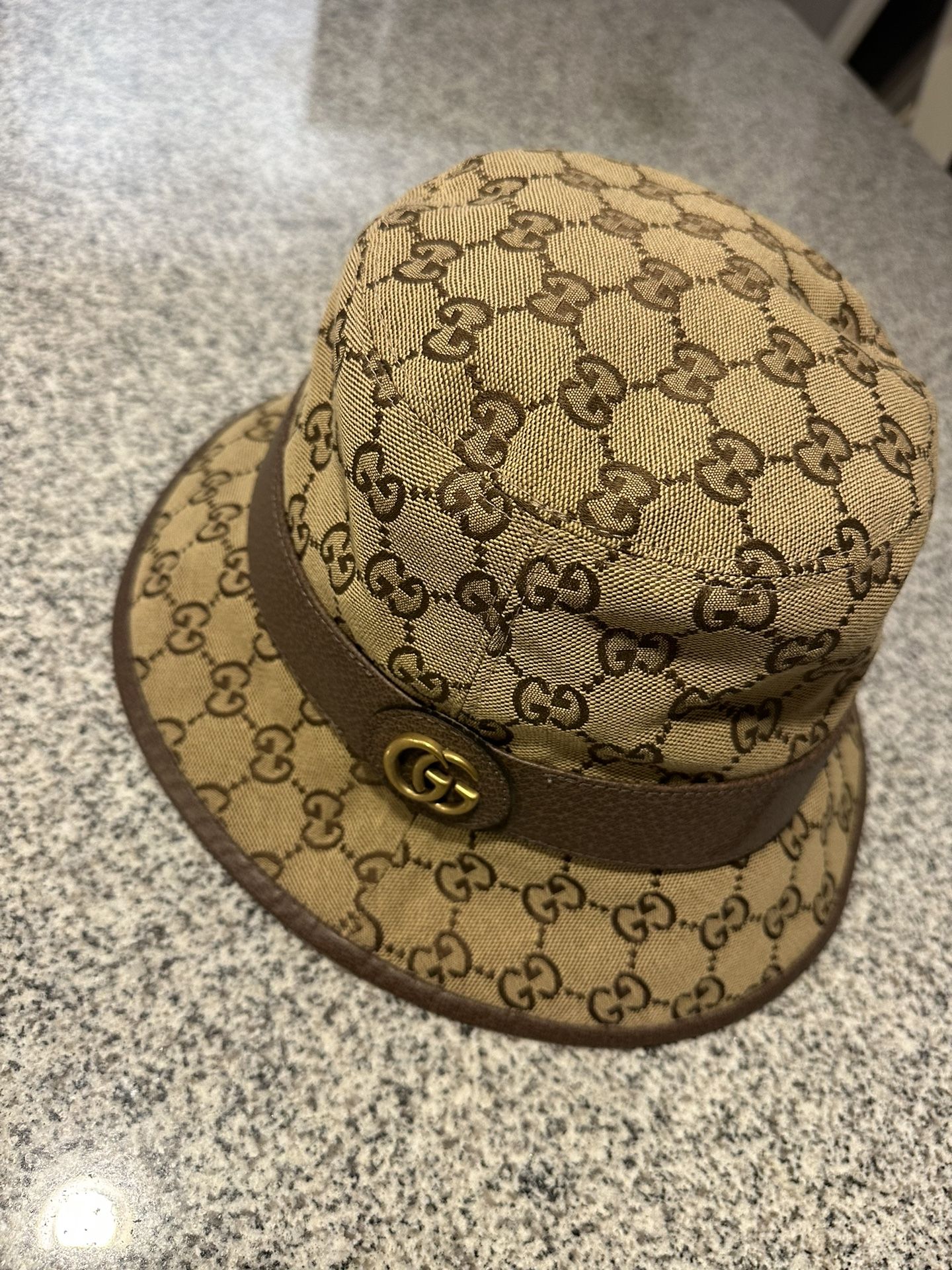Gucci Bucket Hat size M