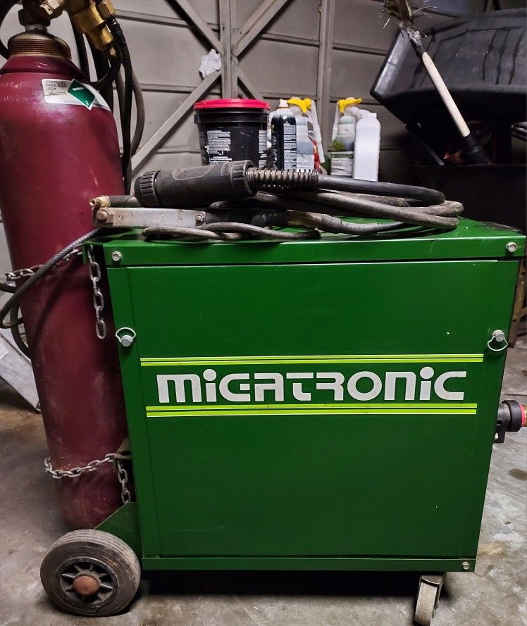 Migatronic  Automig 180𝗠𝗫 𝗪𝗲𝗹𝗱𝗲𝗿