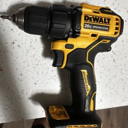 Drill Dewalt 
