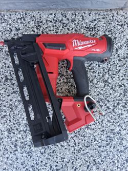 FINISH ANGLE NAILER 16GA MILWAUKEE TOOL ONLY
